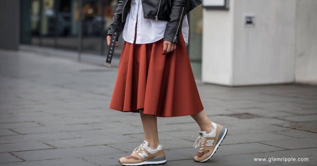 26 Ways to Rock New Balance Sneakers with Stylish New Balance Outfit Ideas