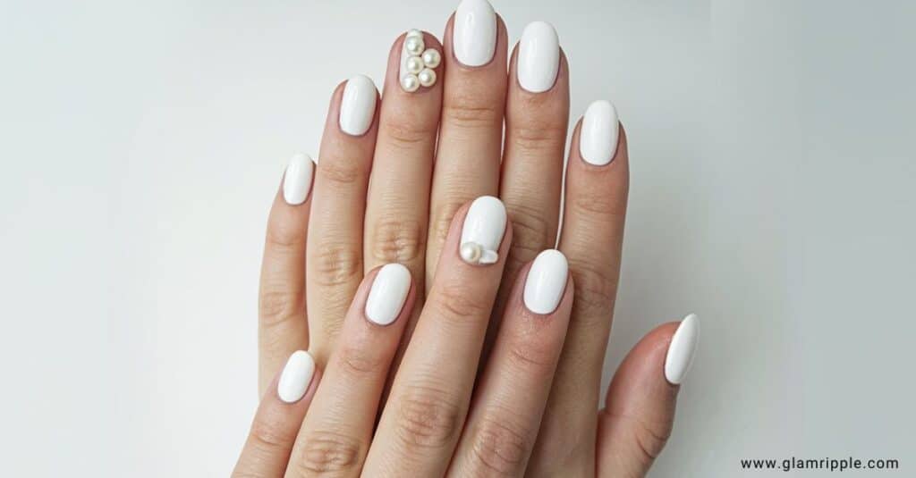 15 Simple White Nails Ideas To Copy in 2024