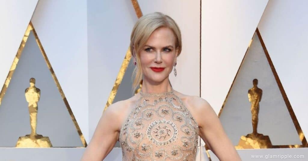 Nicole Kidman in Vintage-Inspired Balenciaga