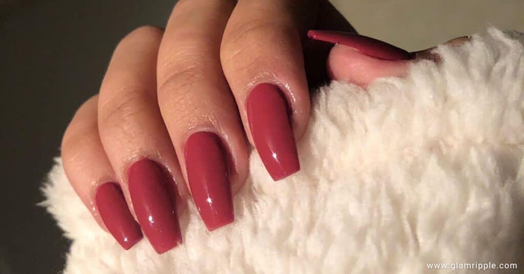 19 Classy Winter Nail Ideas to Warm Up Your Style