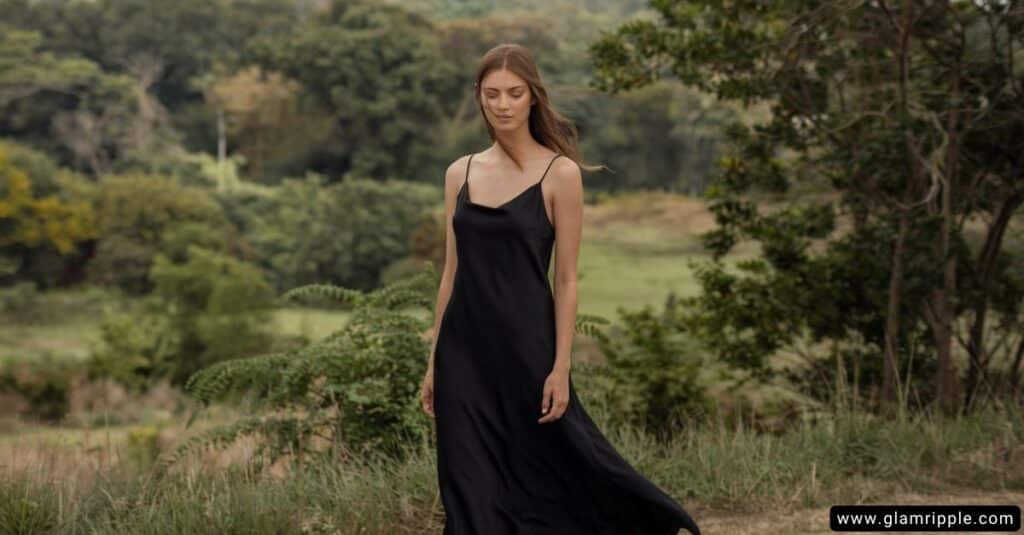 17 Black Slip Dress Outfits for Summer